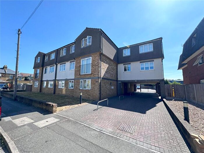 2 Bedroom Flat For Sale In Devonshire Road, Bexleyheath, DA6