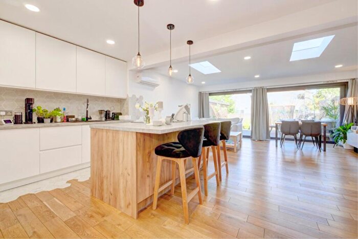 4 Bedroom Semi-Detached Bungalow For Sale In Windmill Road, Polegate, BN26