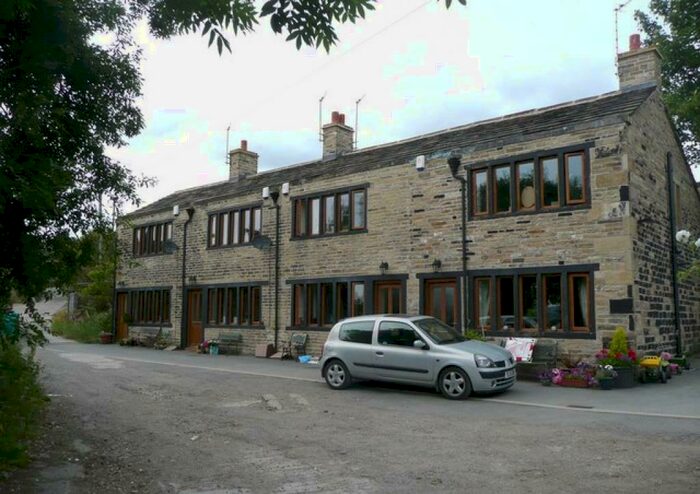 3 Bedroom Terraced House To Rent In Park Nook, Southowram, Halifax, West Yorkshire, HX3