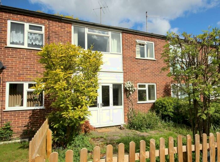 3 Bedroom Terraced House To Rent In Damer Gardens, Henley-on-Thames, Oxfordshire, RG9