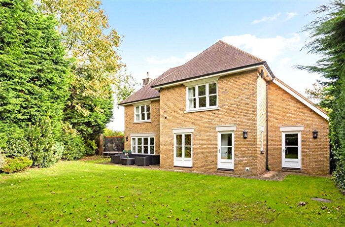 5 Bedroom Detached House To Rent In Grange Place, Stompond Lane, Walton On Thames, Surrey, KT12