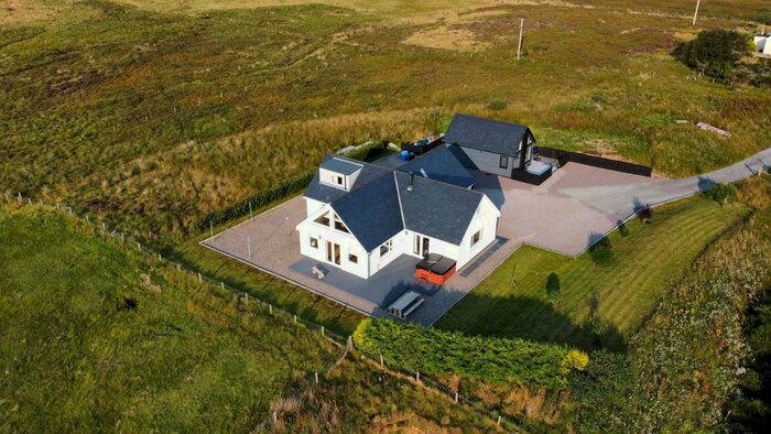 4 Bedroom Cottage For Sale In Dunvegan, Isle Of Skye, IV55