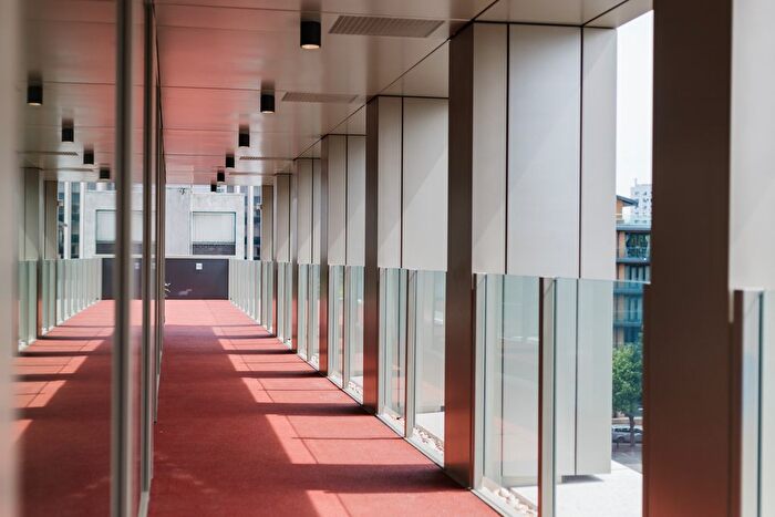 3 Bedroom Flat To Rent In The Mercian, Broad Street, Birmingham, B15