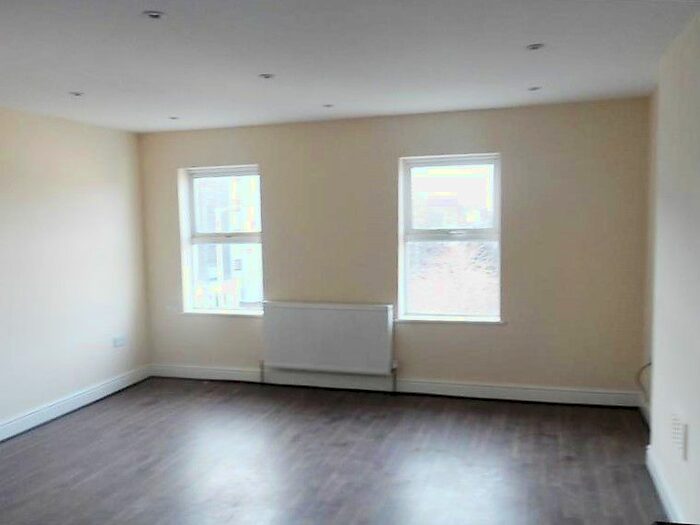 1 Bedroom Studio To Rent In Lower Addiscombe Road, Croydon, CR0