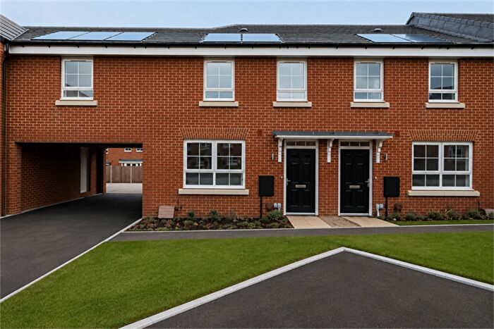 3 Bedroom Semi-Detached House To Rent In Bedroom Semi Detached House In Talisker Road, Aylesford, ME20