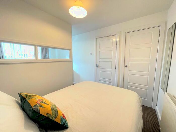 1 Bedroom End Of Terrace House To Rent In Waltham Place, Newcastle Upon Tyne, NE5