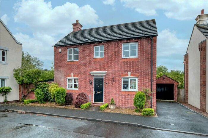 3 Bedroom Detached House To Rent In Mondrian Road, Bromsgrove, Worcestershire, B60