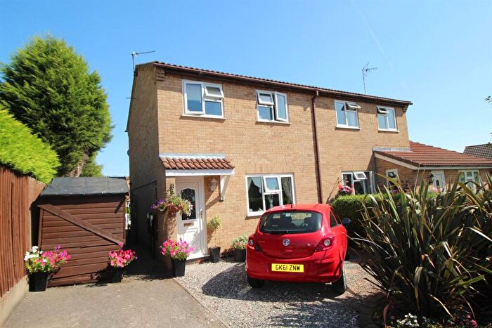 3 Bedroom House To Rent In Cottesmore Close, Brizlincote Valley, Burton Upon Trent, DE15