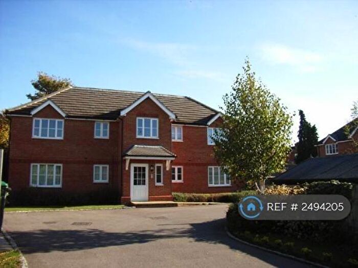 1 Bedroom Flat To Rent In Aragorn Court, Guildford, GU2