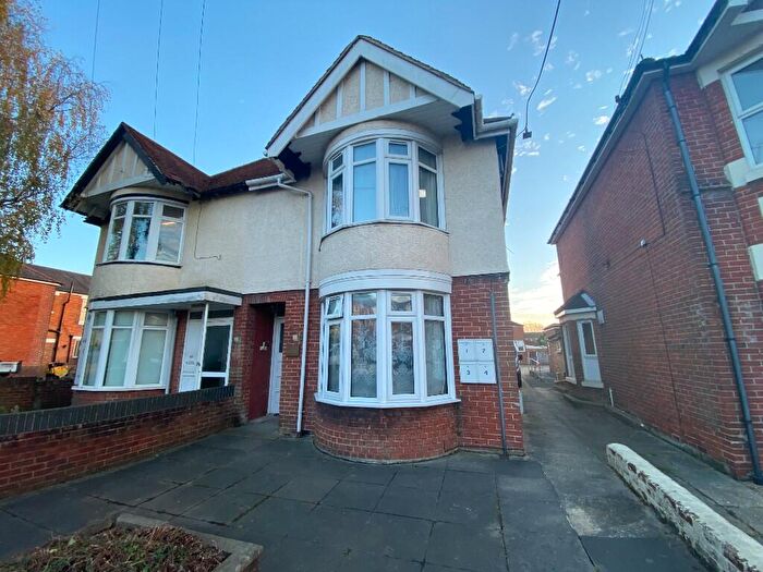 1 Bedroom Flat To Rent In Flat, Leigh Road, Eastleigh, Hampshire, SO50