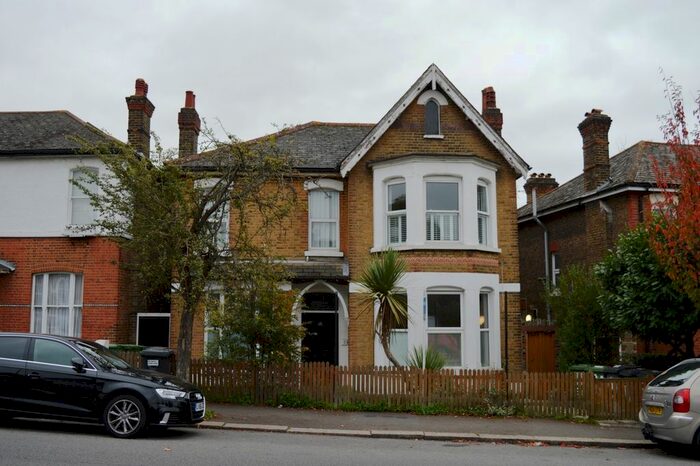 2 Bedroom Flat To Rent In Mayow Road, London, SE26