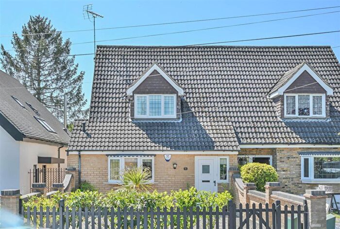 3 Bedroom Semi-Detached House For Sale In Ingrave, Brentwood, CM13
