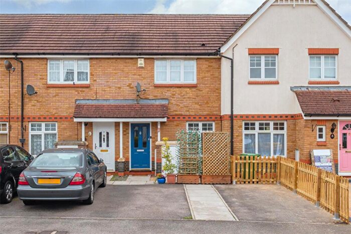 2 Bedroom Terraced House For Sale In Pakenham Road, Bracknell, Berkshire, RG12