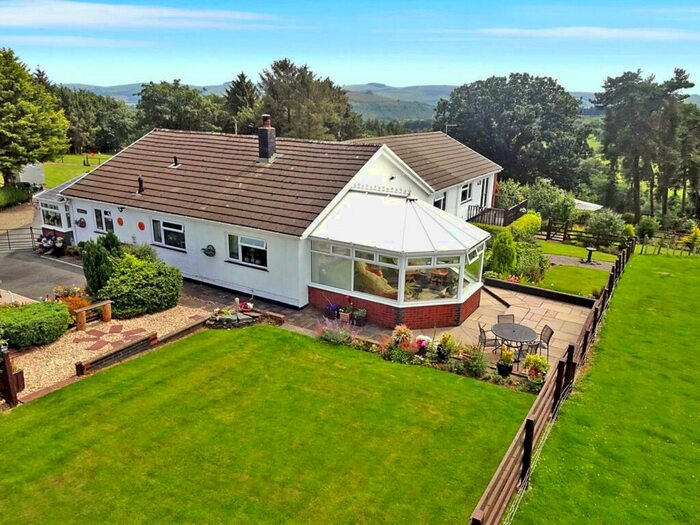 4 Bedroom Equestrian Facility For Sale In Llanafanfawr, Builth Wells, Powys, LD2