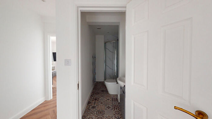 1 Bedroom House To Rent In The Grove, Nottingham, NG7