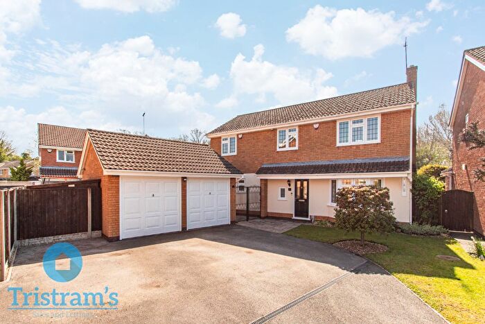 4 Bedroom Detached House For Sale In Linford Court, Bramcote, NG9