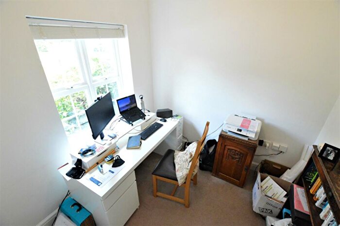 5 Bedroom Detached House To Rent In Napsbury Park, London Colney, AL2