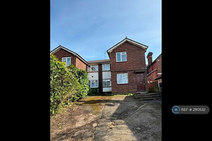 2 Bedroom Maisonette To Rent In Nether Street, London, N3