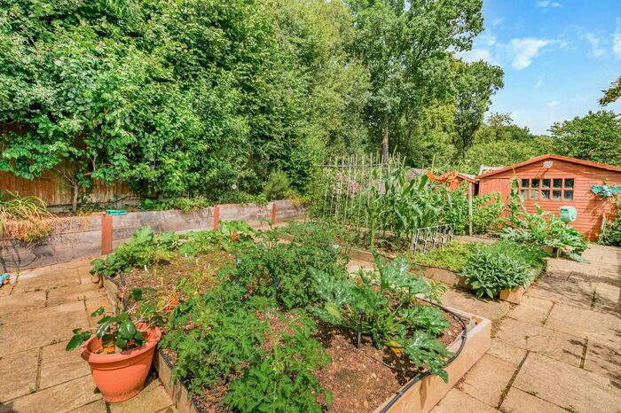 5 Bedroom Detached House For Sale In Meadway, Harpenden, Hertfordshire, AL5