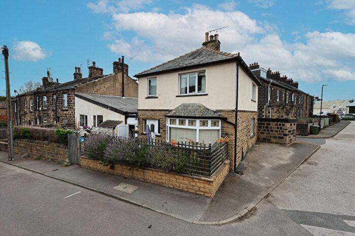 6 Bedroom Detached House For Sale In King Street, Yeadon, Leeds, West Yorkshire, Uk, LS19