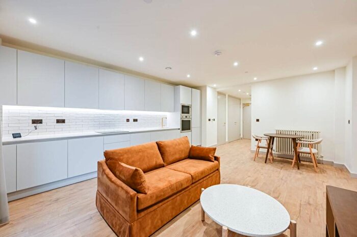 1 Bedroom Flat To Rent In The Eades, Walthamstow Central, Walthamstow, E17