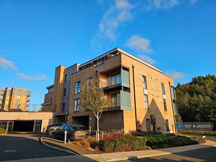 2 Bedroom Flat To Rent In Castle Hill Drive, Ebbsfleet Valley, Swanscombe, DA10