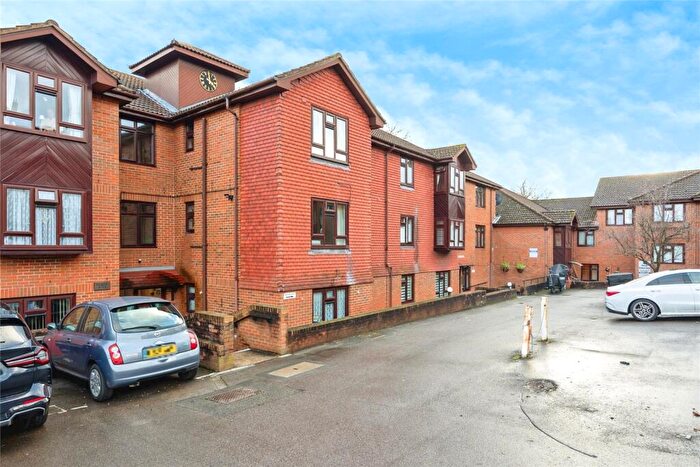 1 Bedroom Apartment For Sale In Francis Court, Guildford, GU2