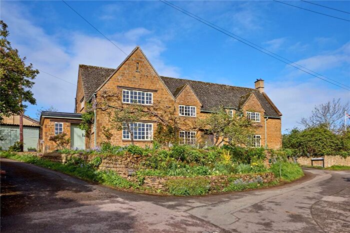 3 Bedroom Detached House For Sale In Barford St. Michael, Nr Banbury, Oxfordshire, OX15
