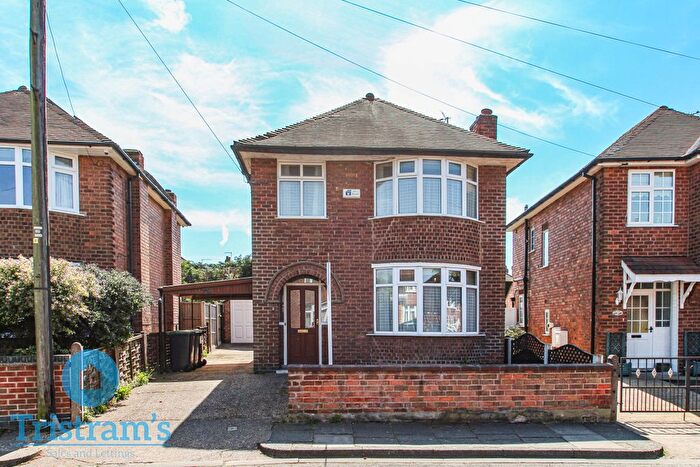 3 Bedroom Detached House For Sale In Park Road, Bramcote, NG9