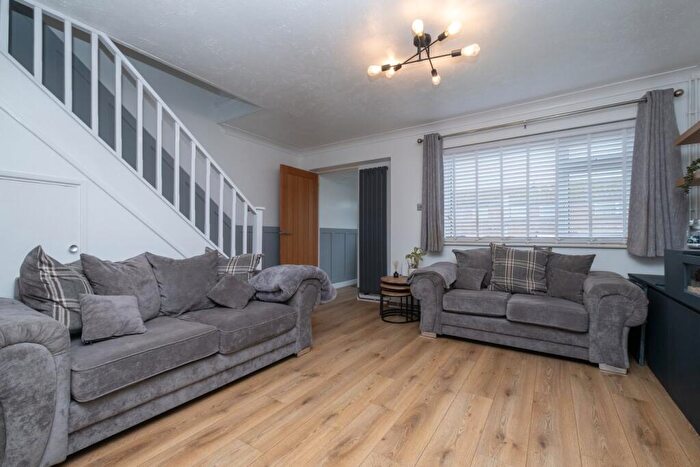 2 Bedroom End Of Terrace House For Sale In Lindridge Close, Herne Bay, CT6