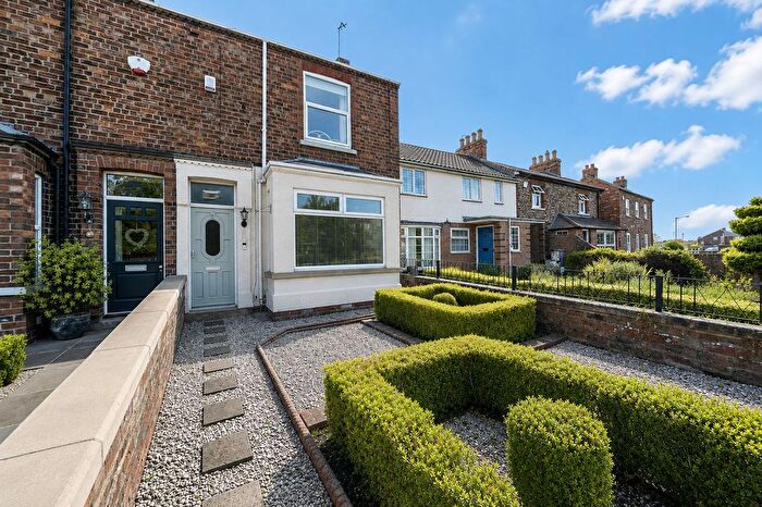 3 Bedroom Terraced House For Sale In Strensall Road, Huntington, York, YO32