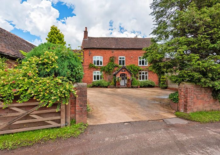 7 Bedroom Detached House For Sale In Weights Lane, Redditch, Worcestershire, B97