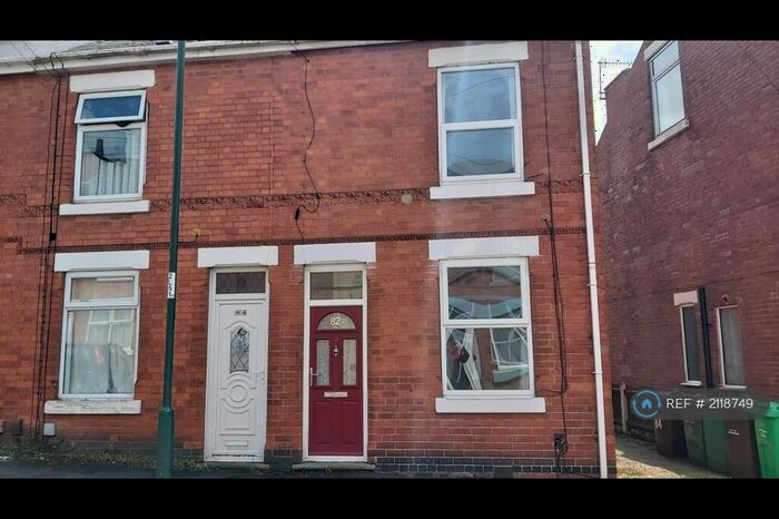 3 Bedroom Terraced House To Rent In Latham Street, Nottingham, NG6