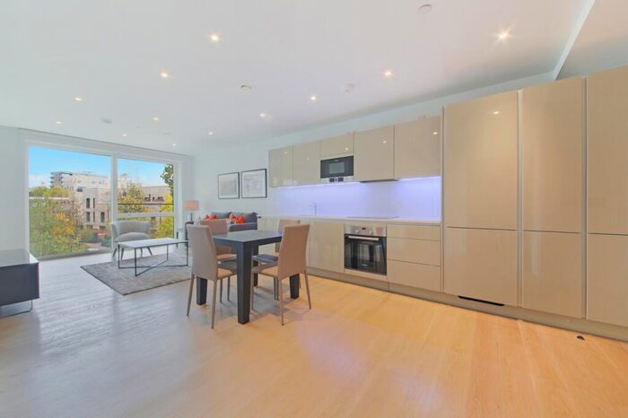 1 Bedroom Flat For Sale In Elephant Park, Sayer Street, Elephant And Castle, London, SE17
