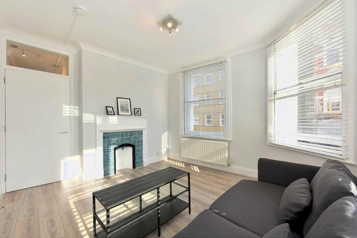 2 Bedroom Flat To Rent In New Kings Road, London, SW6