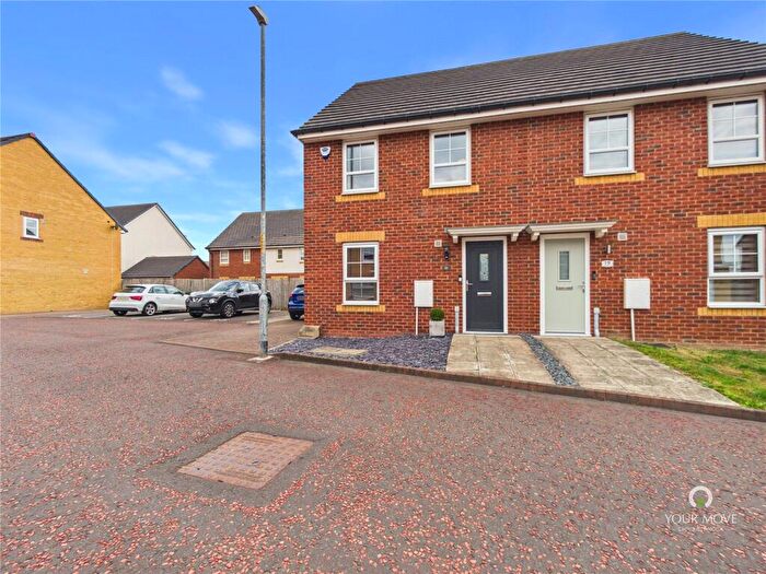 3 Bedroom Semi-Detached House For Sale In Addison View, Blaydon-on-Tyne, Tyne And Wear, NE21
