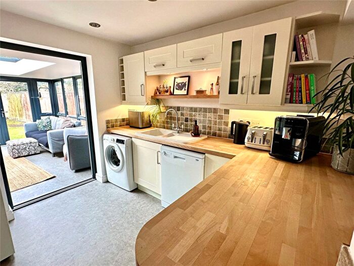 2 Bedroom End Of Terrace House For Sale In Eastfield Lane, Ringwood, Hampshire, BH24