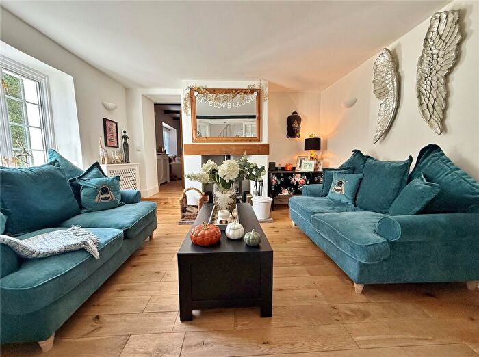 5 Bedroom Detached House For Sale In Ringwood Road, Verwood, Dorset, BH31