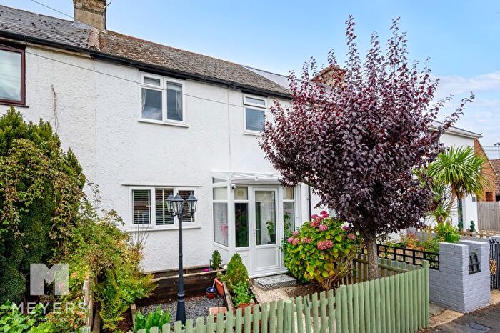 3 Bedroom Terraced House For Sale In Addison Square, Ringwood, BH24