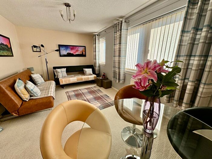 1 Bedroom Flat For Sale In Lugar Street, Coatbridge, Lanarkshire, ML5