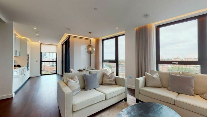 2 Bedroom Flat To Rent In Charles Clowes Walk, SW11
