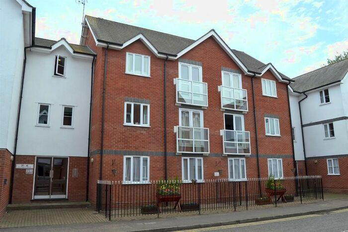 1 Bedroom Apartment To Rent In Victoria Chase, Colchester, Essex, CO1