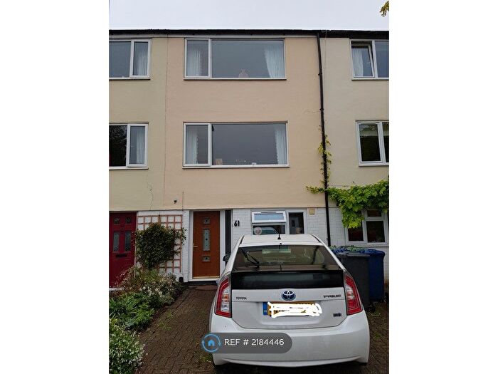 3 Bedroom Terraced House To Rent In Mulberry Close, Cambridge, CB4