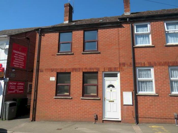 2 Bedroom House To Rent In Clifton Road, Exeter, EX1
