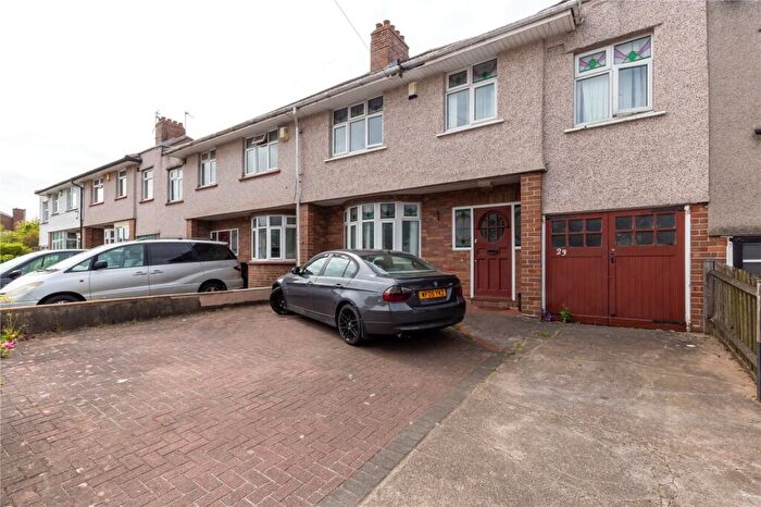 4 Bedroom Terraced House To Rent In Monks Park Avenue, Horfield, Bristol, BS7