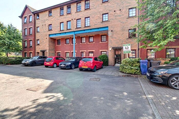 1 Bedroom Flat For Sale In Strathleven Place, Dumbarton, G82