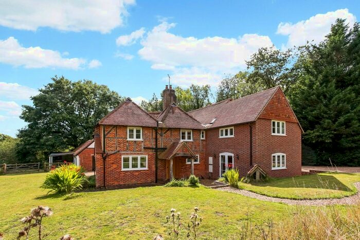 5 Bedroom Detached House To Rent In Petworth Road, Chiddingfold, Godalming, GU8