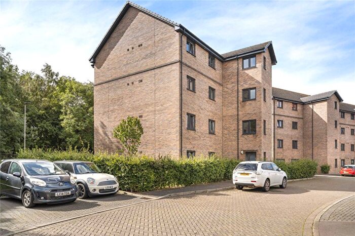 2 Bedroom Flat For Sale In / Stanwell Street, Leith, EH6