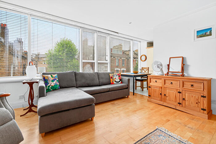 1 Bedroom Apartment To Rent In Drayton Park, London, N5