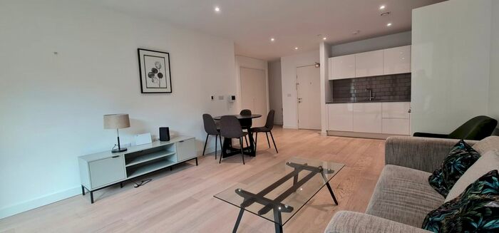 2 Bedroom Flat To Rent In Carrick House, Royal Wharf, E16